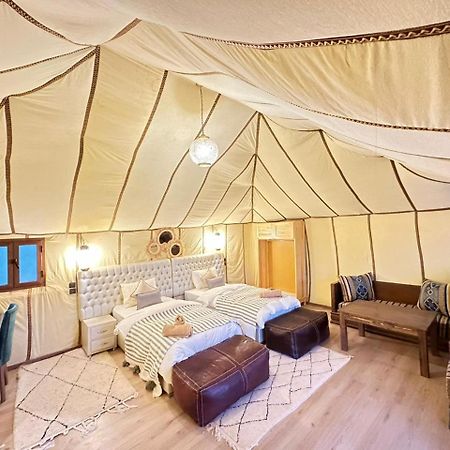 Desert Glamping Merzouga Bagian luar foto