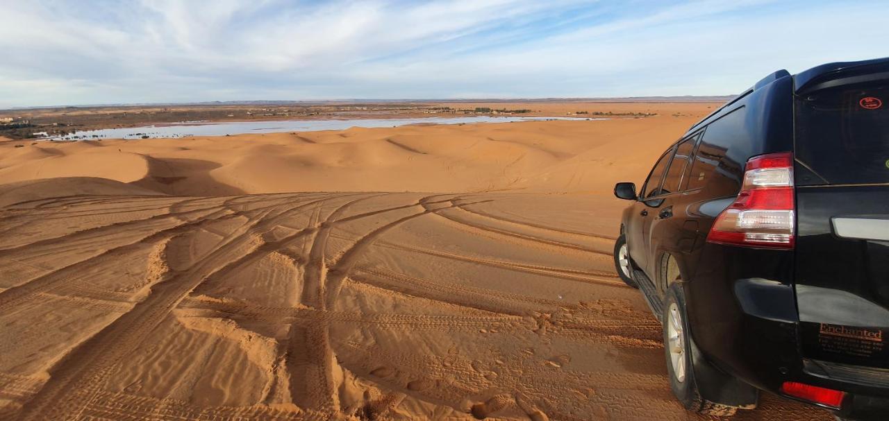 Desert Glamping Merzouga Bagian luar foto
